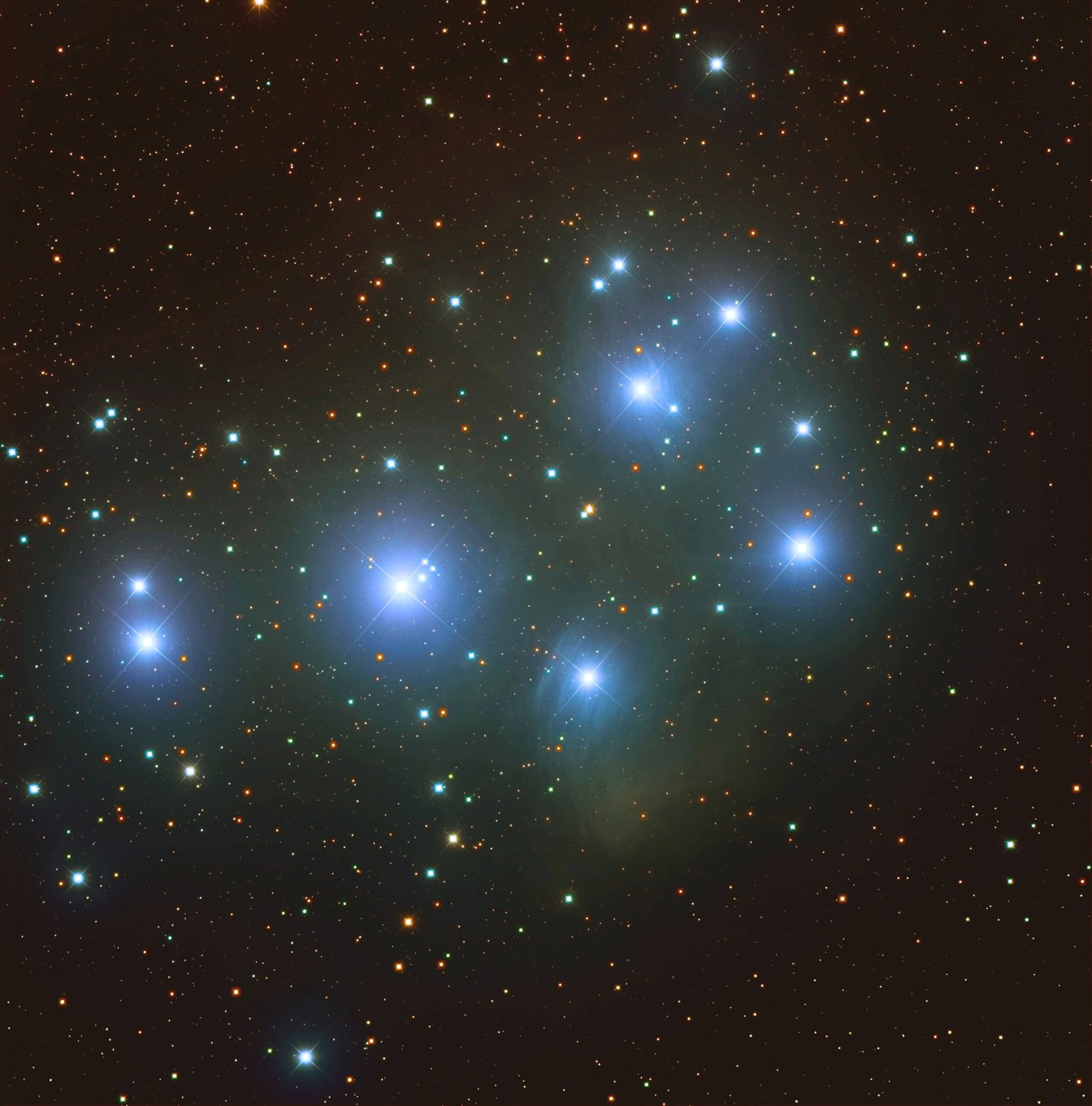 M45 — Les Pléiades